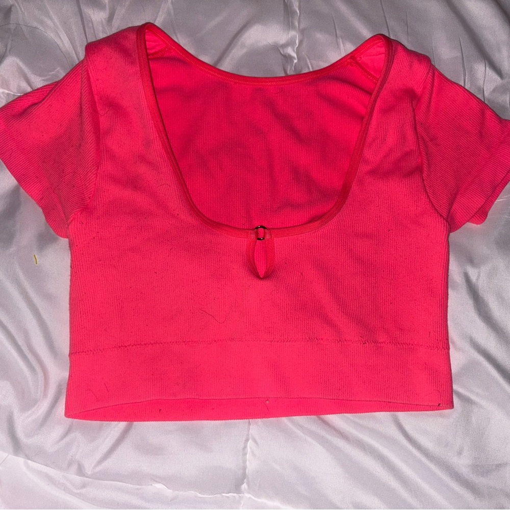 Hot pink Aerie crop top